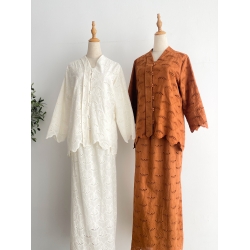 Lara Eyelet Set 